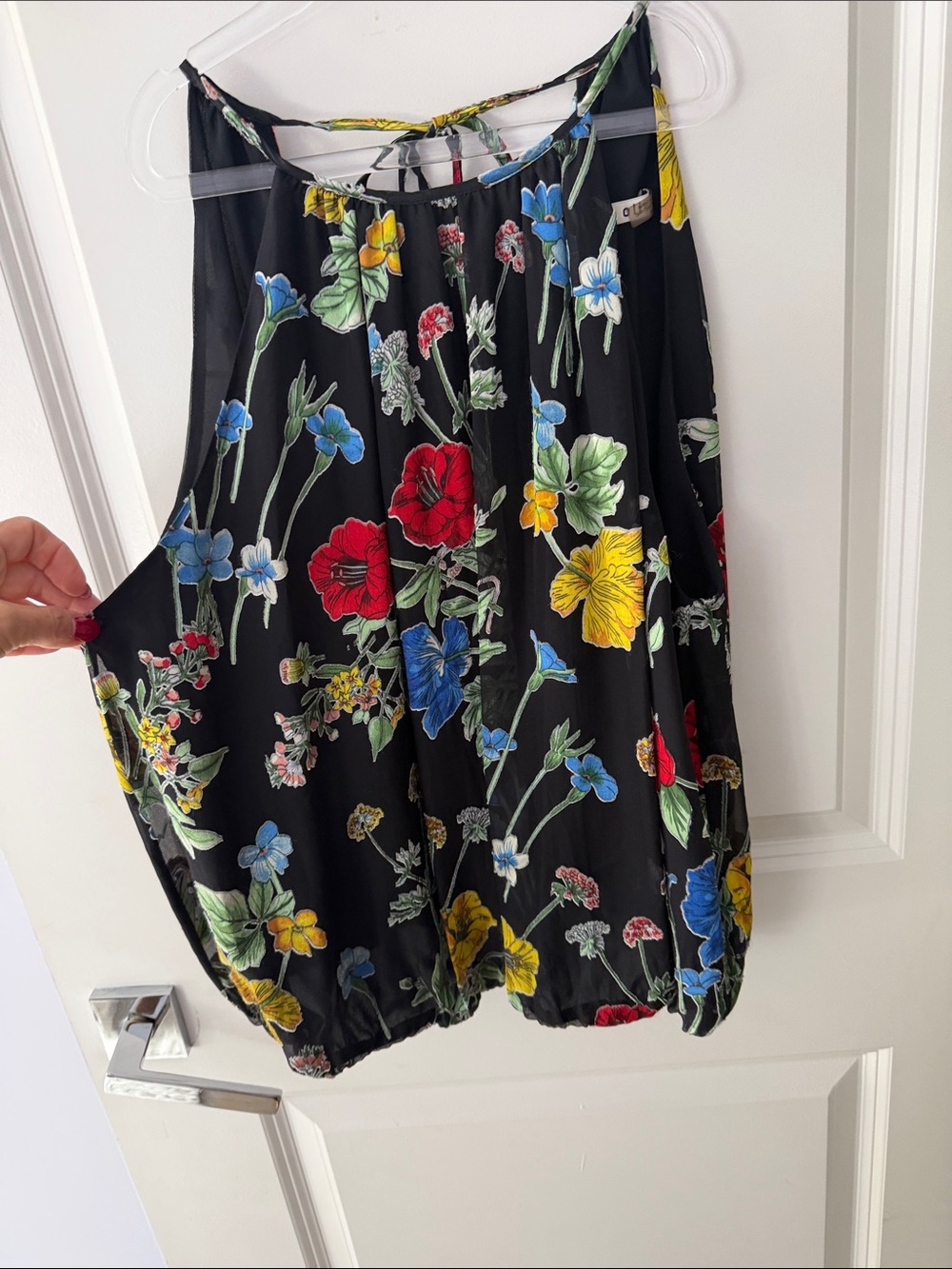 Alice & Olivia sleeveless floral top